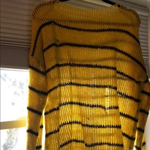 La miel distressed sweater